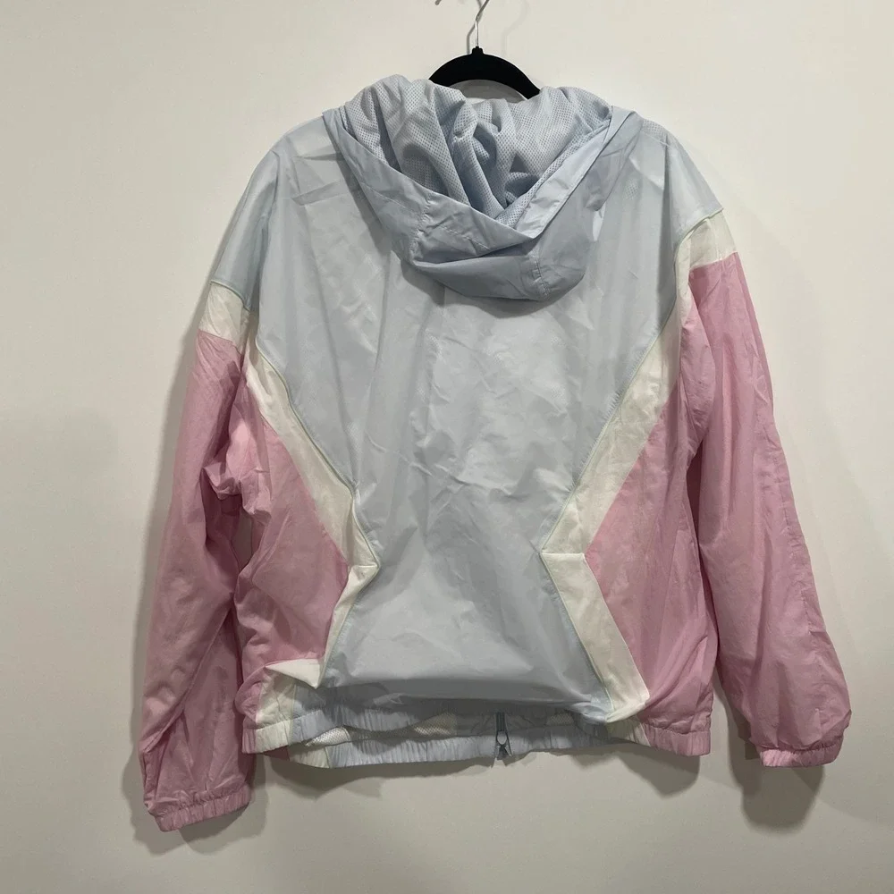 Jordan Essentials Mens Windbreaker Jacket Blue Pink HF9333-472 Size L NWT